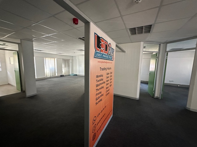 To Let commercial Property for Rent in Claremont Western Cape